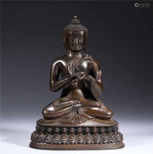 A SHAKYAMUNI BUDDHA STATUE