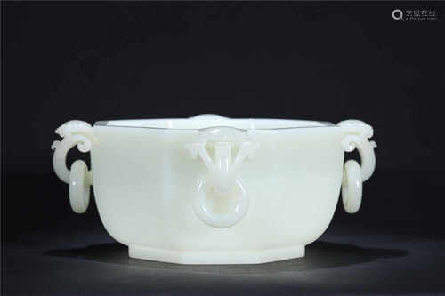 A HETIAN WHITE JADE BRUSH WASHER