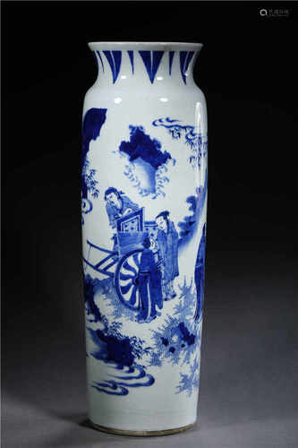 A BLUE-AND-WHITE GLAZE PORCELAIN VASE