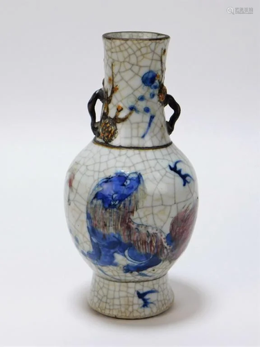 Chinese White Crackle Foo Beast Vase