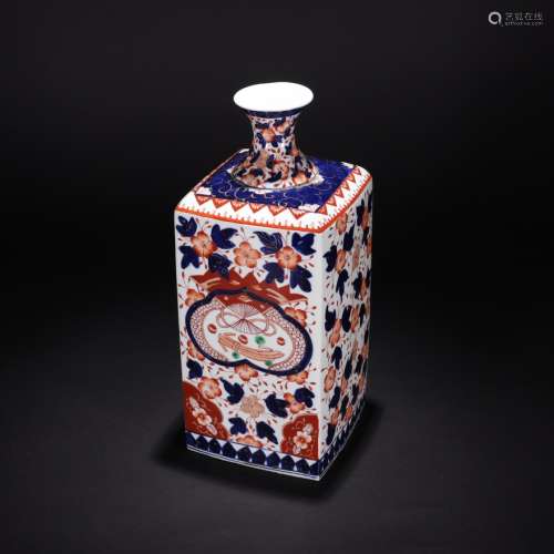 CHINESE BLUE AND WHITE MULTICOLORED GILDED SQUARE VASE WITH ...