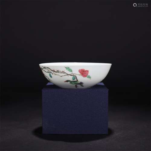 CHINESE FAMILLE ROSE BOWL WITH FLOWER AND BIRD PATTERN, QING...