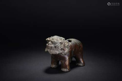 QING DYNASTY BRONZE LION ORNAMENT, CHINA
