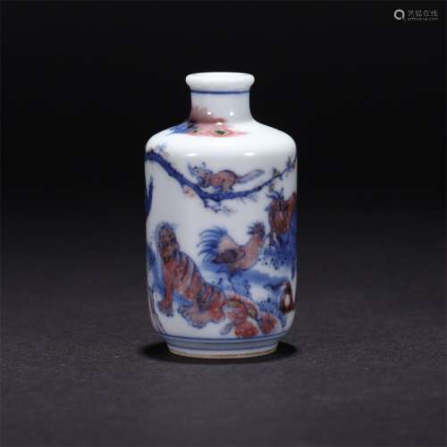 BLUE AND WHITE SNUFF BOTTLE, QING DYNASTY, CHINA