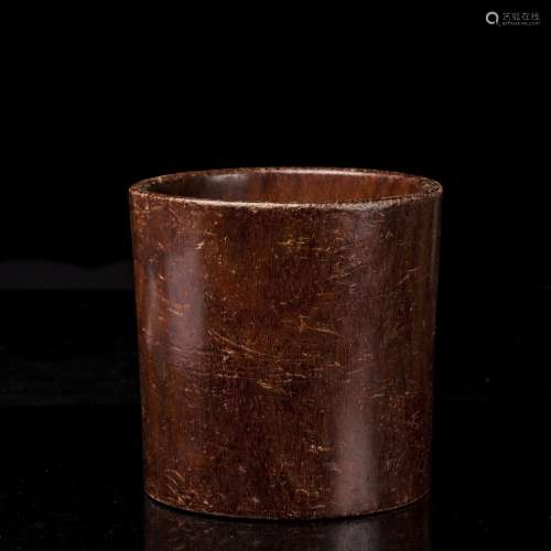 LATE QING DYNASTY RED SANDALWOOD PEN HOLDER, CHINA
