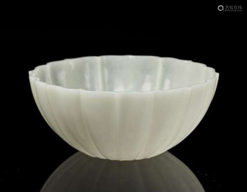 QING DYNASTY SUNFLOWER MOUTH JADE BOWL, CHINA