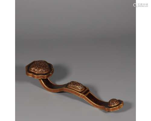 A GILT-DECORATED SCEPTER