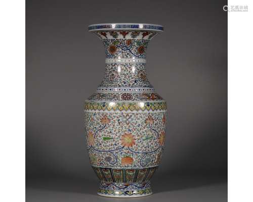 A DOUCAI VASE