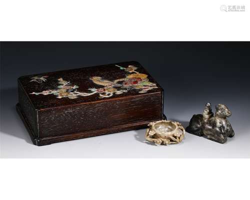 Carved White Jade Objects in a Hard-stones Inlaid Wooden Box