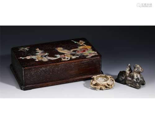 Carved White Jade Objects in a Hard-stones Inlaid Wooden Box