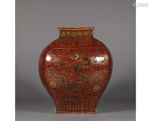 A RED-GROUND WUCAI JAR