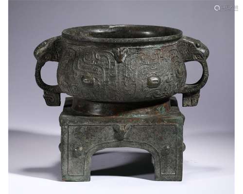 Bronze Gui West Zhou Style