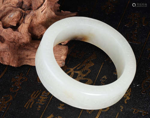 HETIAN JADE BANGLE