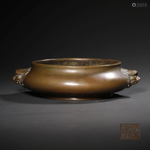 A DOUBLE LION EARS BRONZE INCENSE BURNER