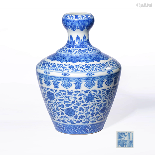 A BLUE AND WHITE TWINING LOTUS PATTERN PORCELAIN ZUN