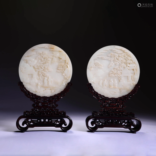 A QING DYNASTY QIAN LONG PERIOD CHINESE WHITE JADE