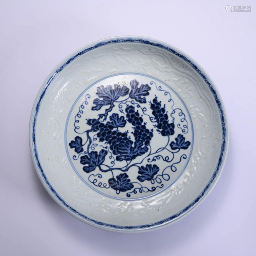 PORCELAIN BLUE & WHITE GRAPE DISH