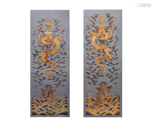 A PAIR OF QING DYNASTY SILK GRAGON EMBROIDERIES