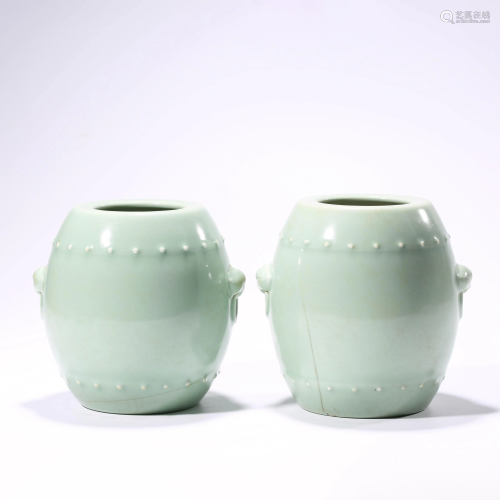 A PAIR OF CHINESE PORCELAIN CELADON-GLAZED STO…