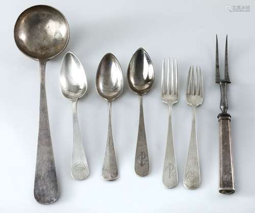 Silver cutlery, loose pieces