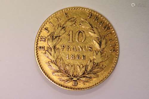 1866年的10法郎金币。直径：1.8厘米重量：3.18克。穿。