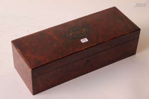 长方形毛刺单板盒，有铜质奖章。19世纪。高度：9.5厘米。高度：9.5厘米...