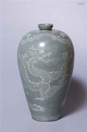 Korean Porcelain Plum Vase with Dragon Pattern