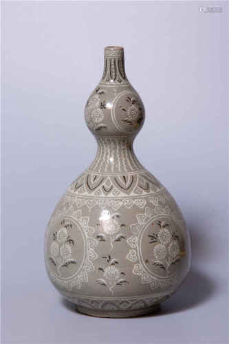 Korean Porcelain Gourd Bottle