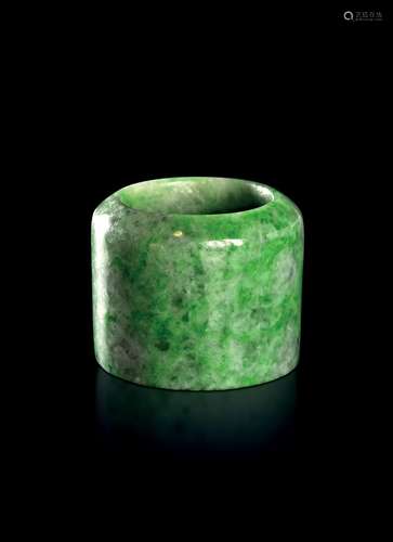 A CHINESE JADEITE ARCHER'S RING