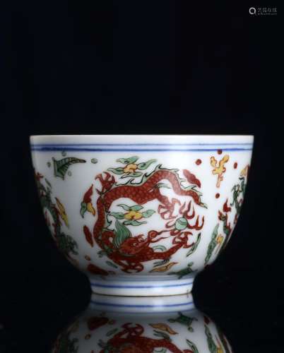 A WUCAI 'DRAGON' TEA CUP