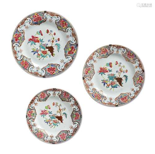 THREE LARGE FAMILLE ROSE DISHES