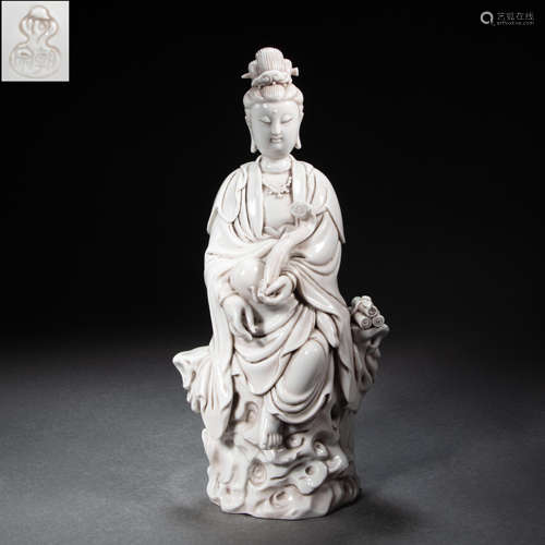 GUANYIN STATUE OF DEHUA PORCELAIN, QING DYNASTY, CHINA