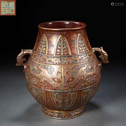 CHINESE PORCELAIN BRONZE COLOR DOUBLE EARS ZUN VASE, QING DY...