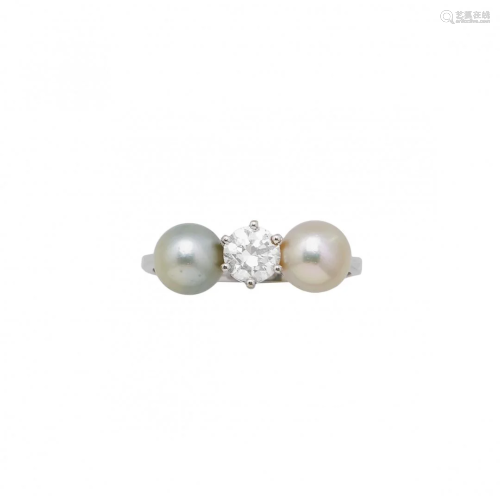 cultured pearl and diamond ring