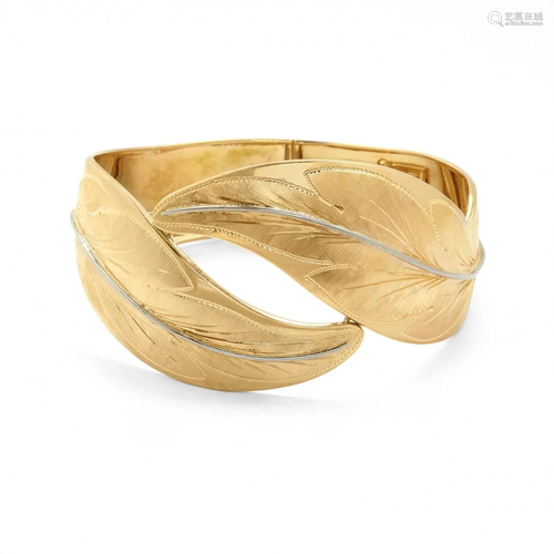 two tone gold bangle