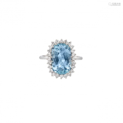 aquamarine and diamond ring