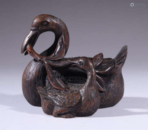 CHENXIANG WOOD PAPERWEIGHT SHAPED WITH DUCK