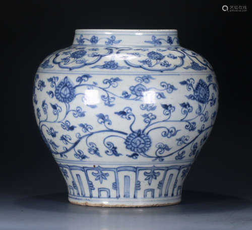 BLUE&WHITE GLAZE JAR PAINTED WITH FLOWER PATTERN