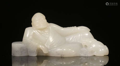 HETIAN WHITE JADE ARHAT BUDDHA STATUE