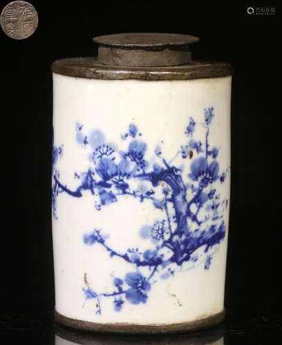 YAYUTANGZHI MARK BLUE&WHITE GLAZE BRUSH POT