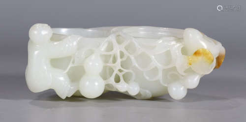HETIAN WHITE JADE BRUSH WASHER CARVED WITH GOURD