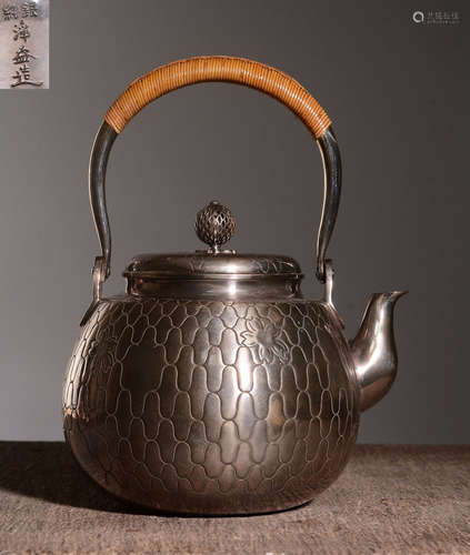 CHUNYN&JINGYIZAO MARK SILVER POT