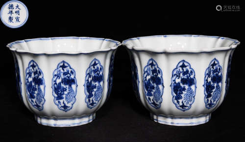 DAMINGXUANDENIANZHI MARK BLUE&WHITE GLAZE CUP PAIR