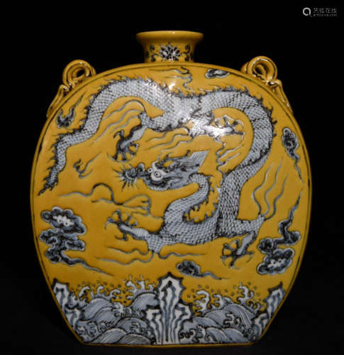 BLUE&YELLOW GLAZE VASE PAINTED WITH DRAGON