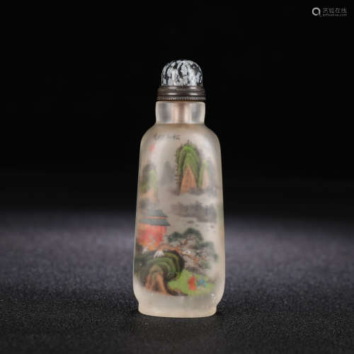A crystal glass landscape snuff bottle