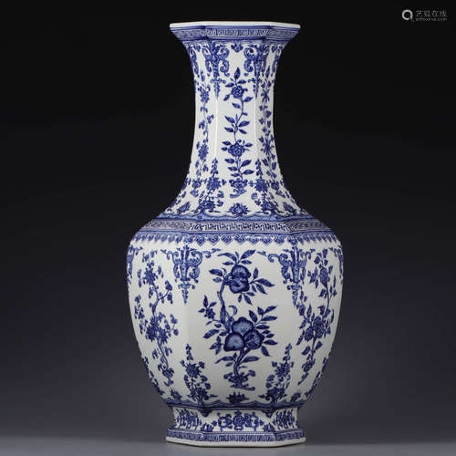 A Blue And White fruits&flowers hexagonal porcelain vase