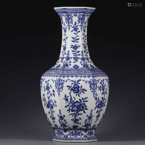 A Blue And White fruits&flowers hexagonal porcelain vase
