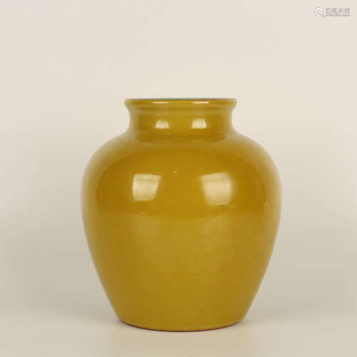 A gilt-inlaid yellow-ground jar