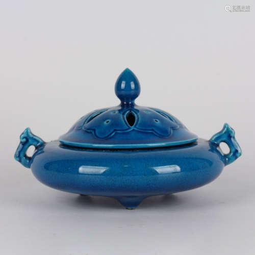 A peacock-blue openwork double-eared censer