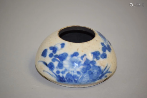 18-19th C. Chinese Porcelain Faux Ge Glaze B&W Water